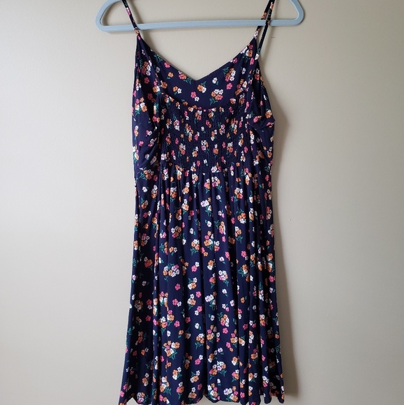 Gap floral sundress - Picture 2 of 3